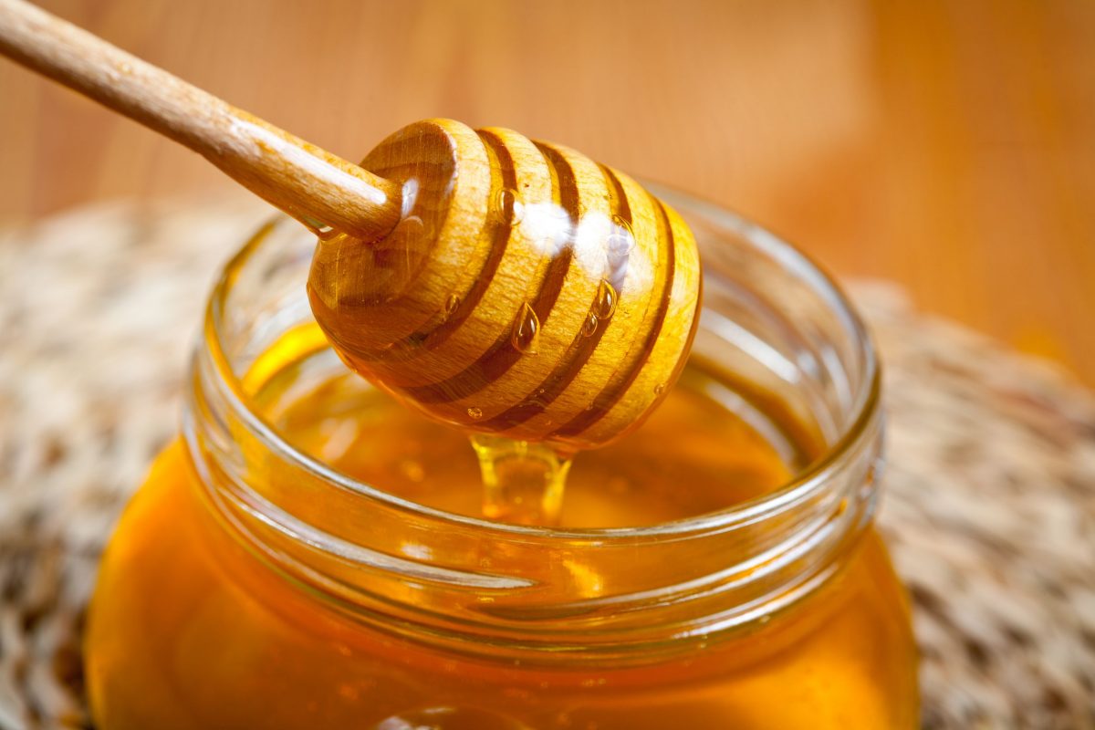 Dưỡng da bằng mật ong