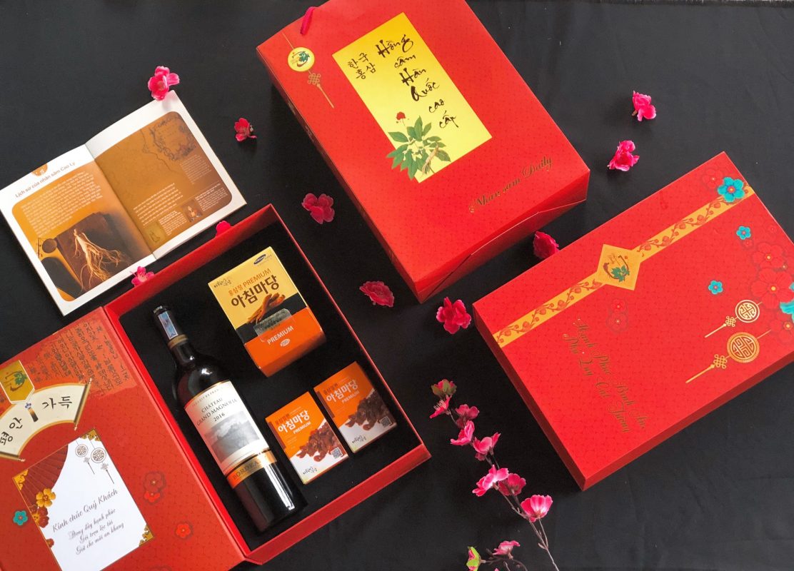 Lựa chọn giỏ quà Tết có hình thức đẹp giúp món quà sang trọng hơn