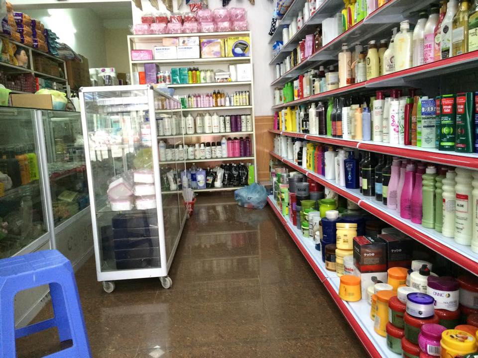 Cửa hàng bán thuốc nhuộm tóc ở Hà Nội
